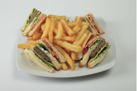 Club Sandwich Μπιφτέκι λαχανικών - νηστίσιμο